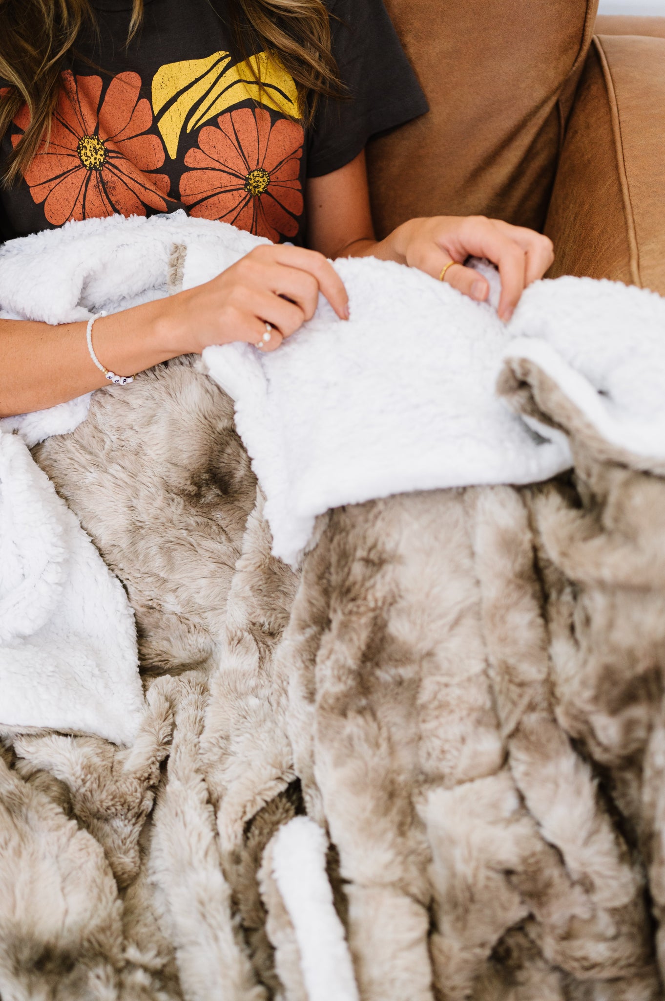 Super soft discount faux fur throw