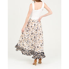 Load image into Gallery viewer, Feeling Free Maxi Skirt
