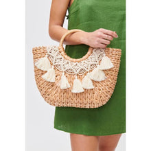 Load image into Gallery viewer, Ocean Tassel Straw Tote
