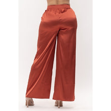 Load image into Gallery viewer, Satin Effect Wide Leg Pants
