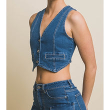 Load image into Gallery viewer, Untamed Denim Button Down Vest
