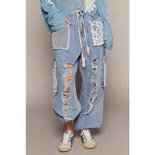 Load image into Gallery viewer, POL Vintage Wash Distress Jogger Pants
