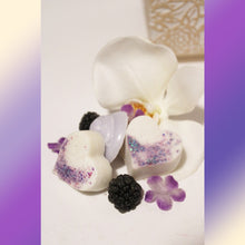 Load image into Gallery viewer, Black Raspberry Vanilla Wax Melts
