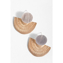 Load image into Gallery viewer, Pankha Earrings
