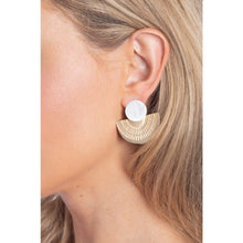 Load image into Gallery viewer, Pankha Earrings
